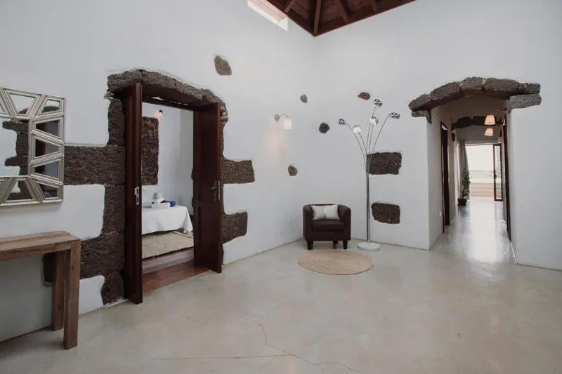 SSC Great Escape - Lanza 15th-19th Feb. Deposit only - see description-2